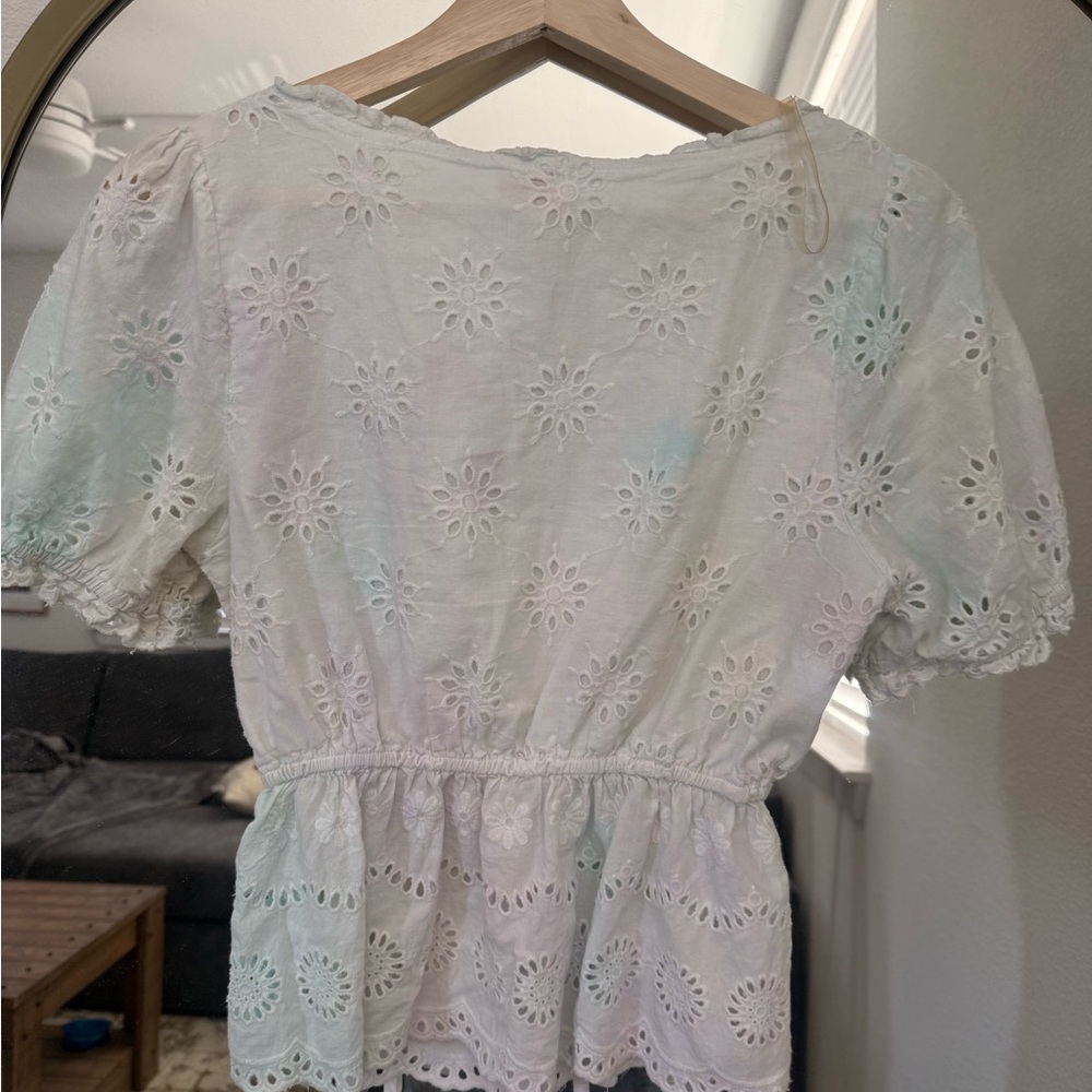 Entro Pastel Eyelet Short Sleeve Top - Picture 3 of 4
